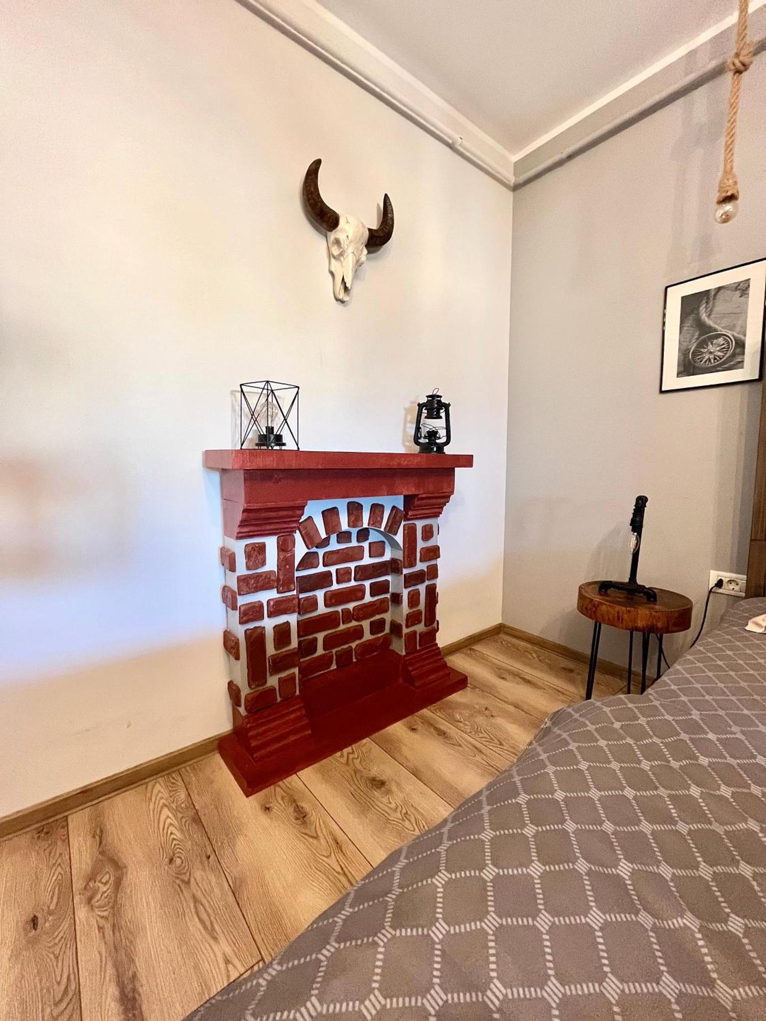Wood&Steel Apartment Galati  Luaran gambar